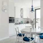 Blue Marina - Okrzei Residence - By Lion Apartments *