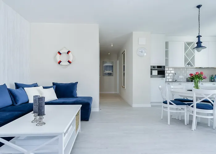 Blue Marina - Okrzei Residence - By Lion Apartments *